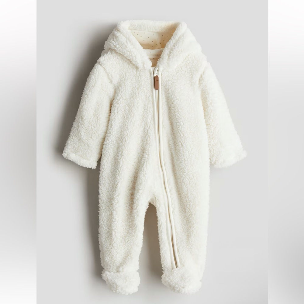 Cozy Cream Kids One Piece FOR WINTER AND SNOW ❄️ ! NWT